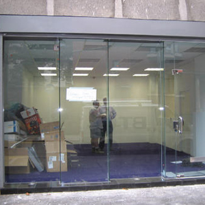 shop front door repair San Martin